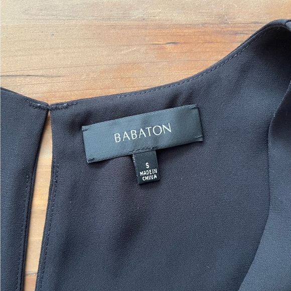 Aritzia Babaton Maddox Sleeveless Blouse - Picture 4 of 9